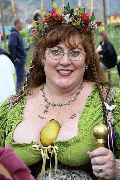 Nice_Pear_2003-05-04@1545-04